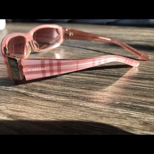 burberry doodle sunglasses